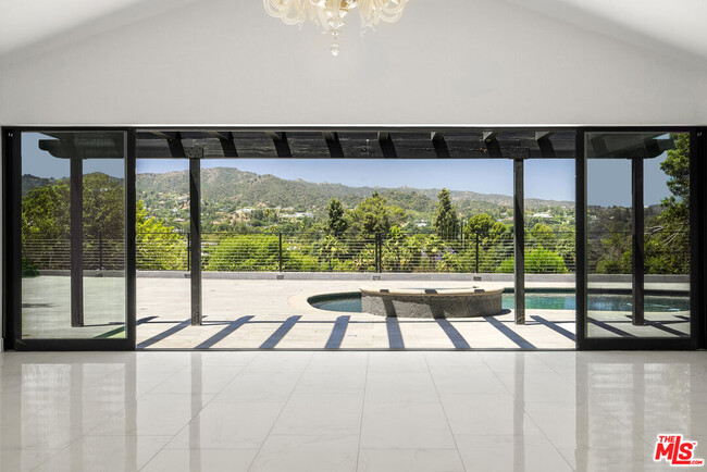 Building Photo - 4423 Bergamo Dr