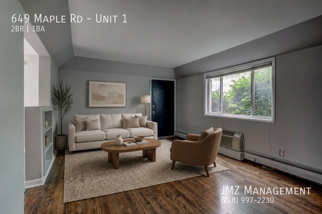 Building Photo - 649 W Maple Rd