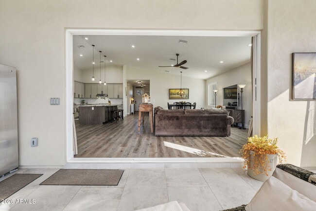 Building Photo - 3912 S Kyrene Rd