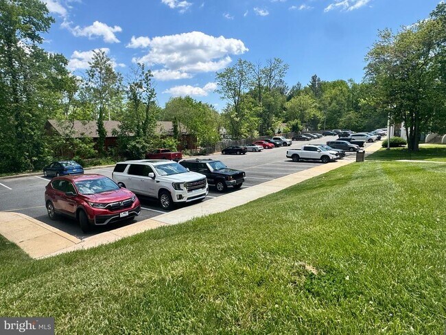 Building Photo - 60 Welsh Tract Rd