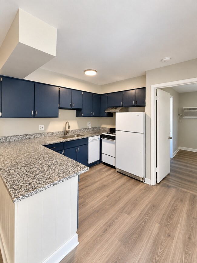 Interior Photo - ONE11 Ypsilanti Park