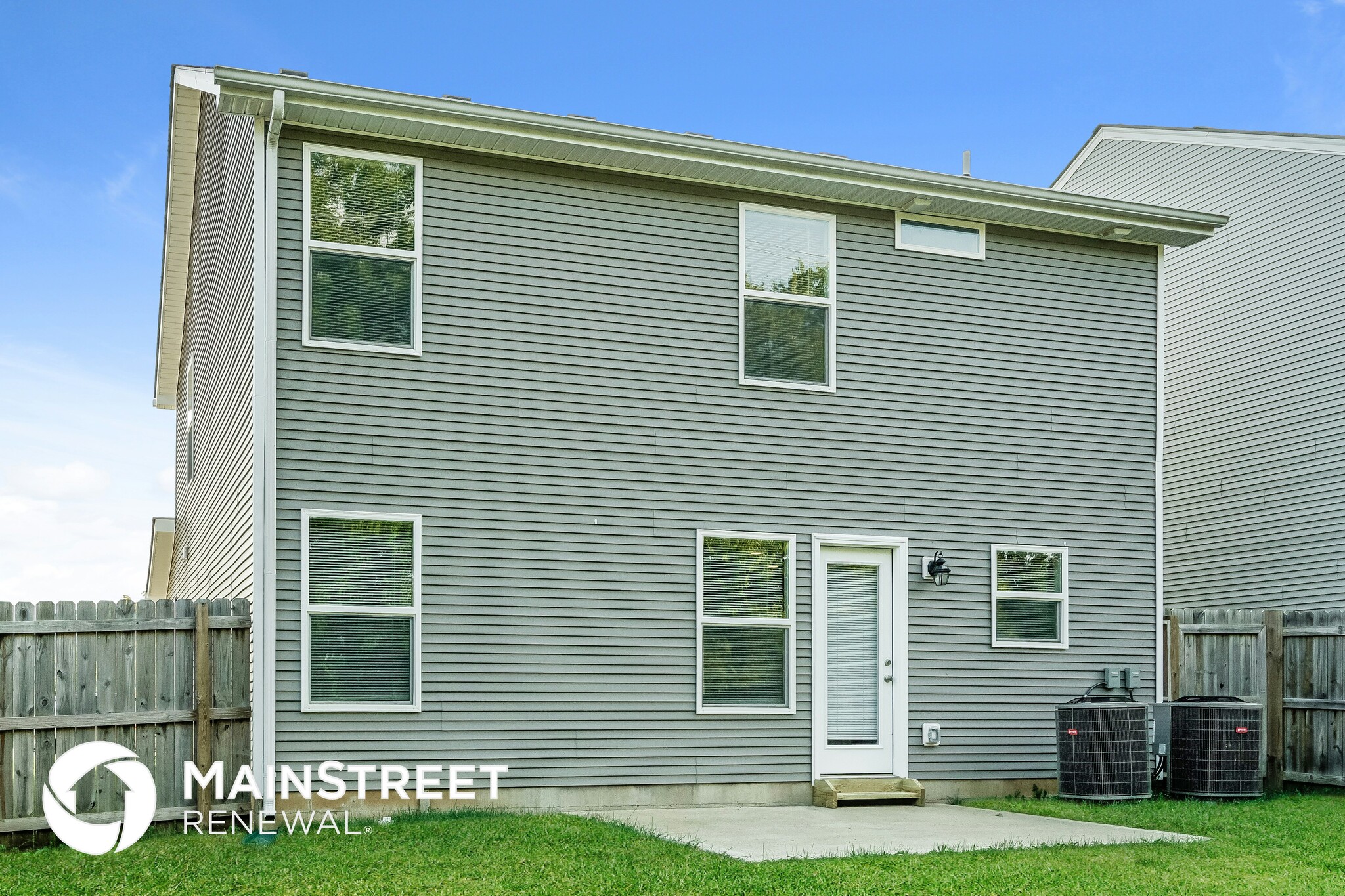 Building Photo - 1961 Drummond Dr