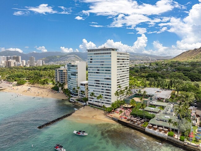 Building Photo - Colony Surf Luxe: Oceanfront 1BR w/ Diamon...
