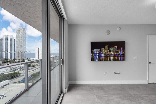 Building Photo - 300 Sunny Isles Blvd
