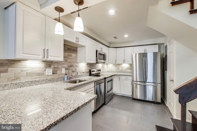 Building Photo - 1625 S Street NW Unit 1