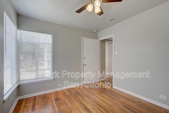 Building Photo - 809 Rittiman Rd