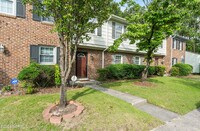 Building Photo - 4905 Pompano Ct