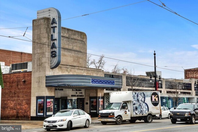 Building Photo - 1629 L St NE