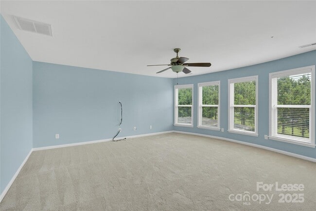 Building Photo - 2805 Julian Glen Cir