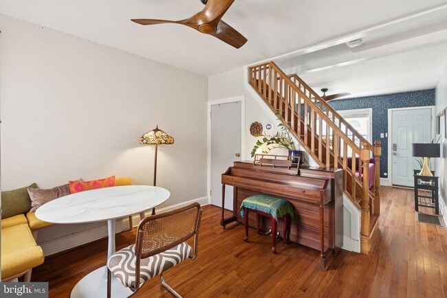 Building Photo - 1466 E Wilt St