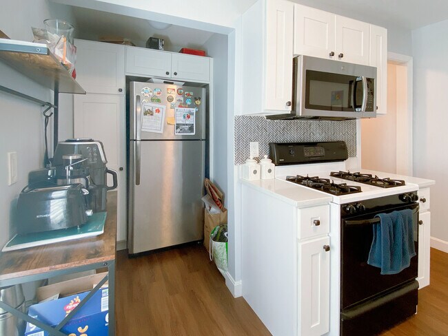 Building Photo - 16 Kimball Rd