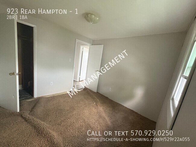 Building Photo - 923 Hampton St