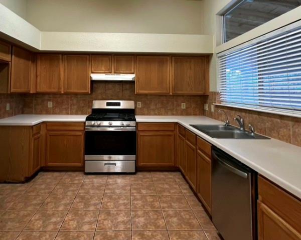 Building Photo - 132 Stephen Ln