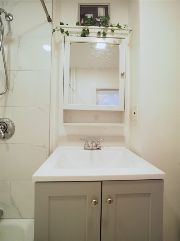 Building Photo - 42 Magazine St