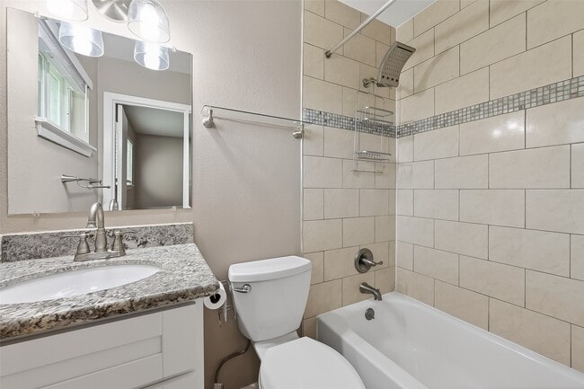 Building Photo - 12002 Hillcroft St