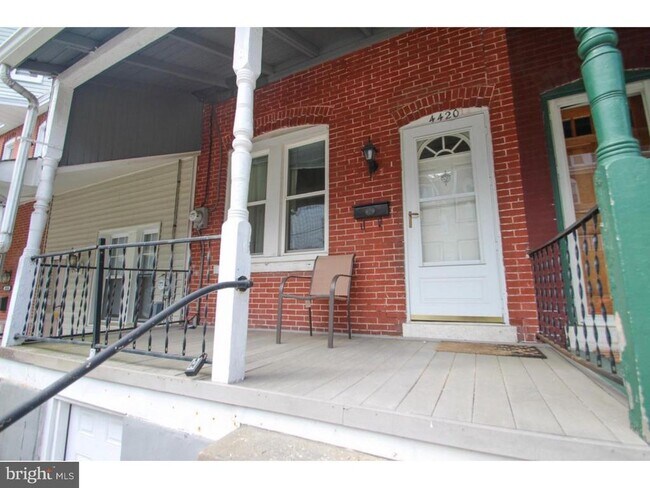 Building Photo - 4420 Fleming St