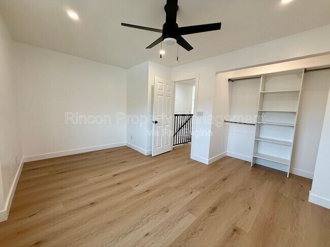 Building Photo - 607 Lemon Way