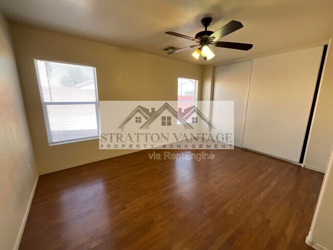 Building Photo - 11580 W Duran Ave