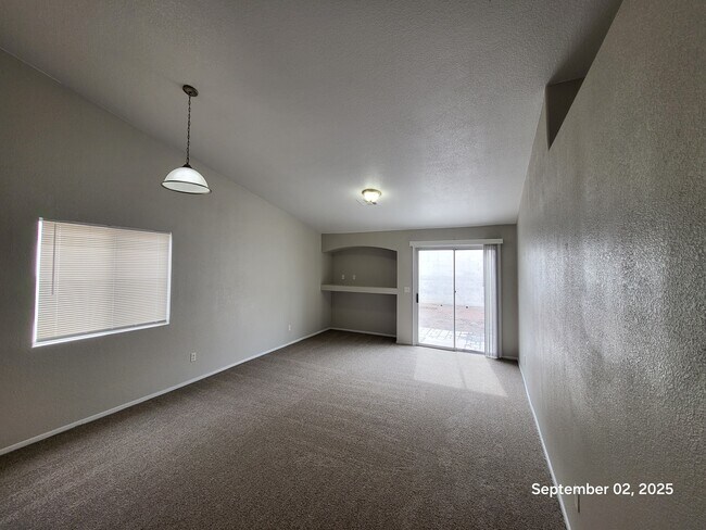 Building Photo - 632 Pimlico Dr
