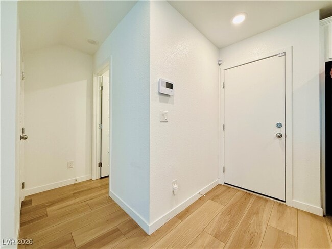 Building Photo - 10775 Blake Gardens Ct