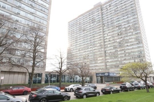 Primary Photo - 4800 S Chicago Beach Dr