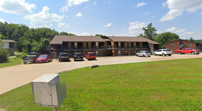 Primary Photo - Lakeside Apartments