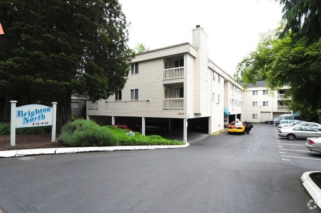 Primary Photo - Brighton North Apartments