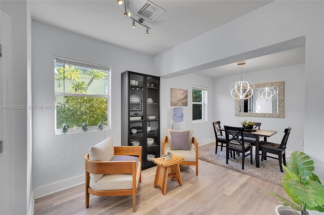 Building Photo - 618 86th St