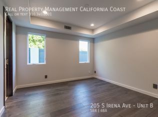 Building Photo - 205 S Irena Ave