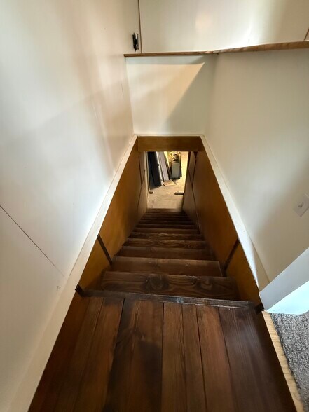 Building Photo - 602 Hillside Ave