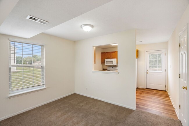 Building Photo - 3509-3511-3511 La Mesa Dr