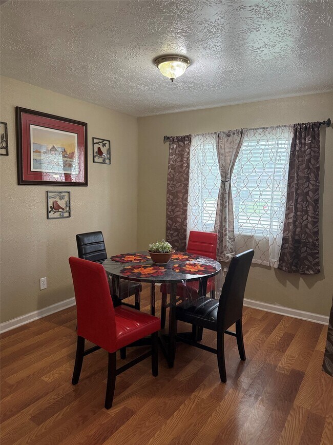 Building Photo - 335 Anchor Way