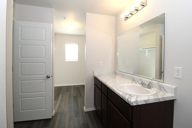 Building Photo - 3321 Gulley Ln