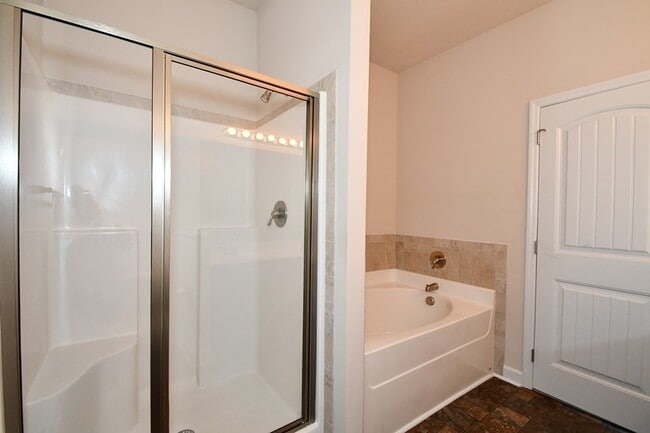 Building Photo - MOVE-IN READY Carolina Forest