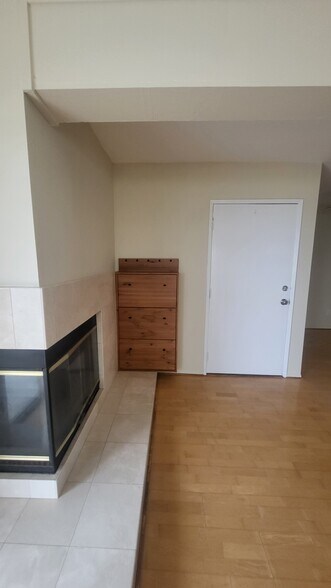 Building Photo - 120 12th St