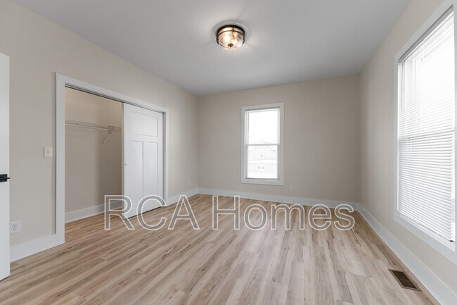 Building Photo - 238 Eastern Ave