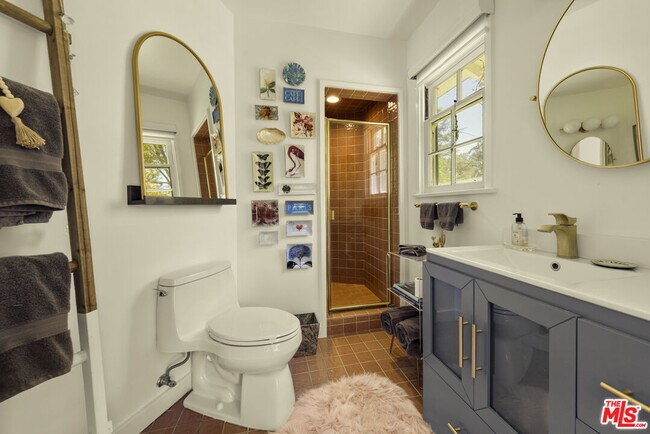 Building Photo - 13166 Valley Vista Blvd