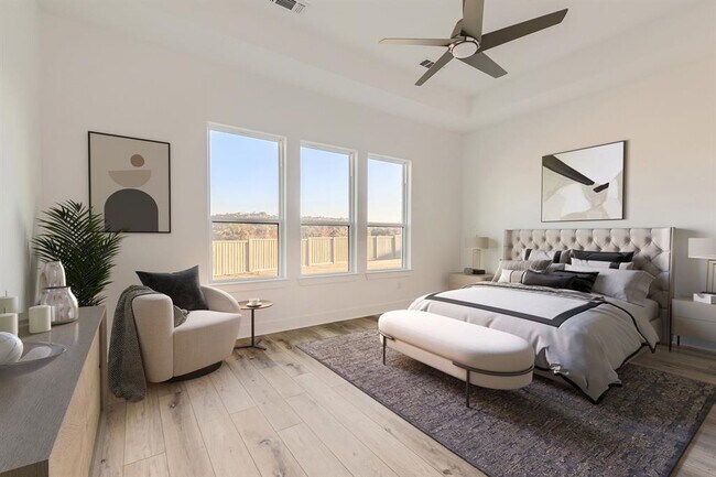 Building Photo - 300 Alava Wy