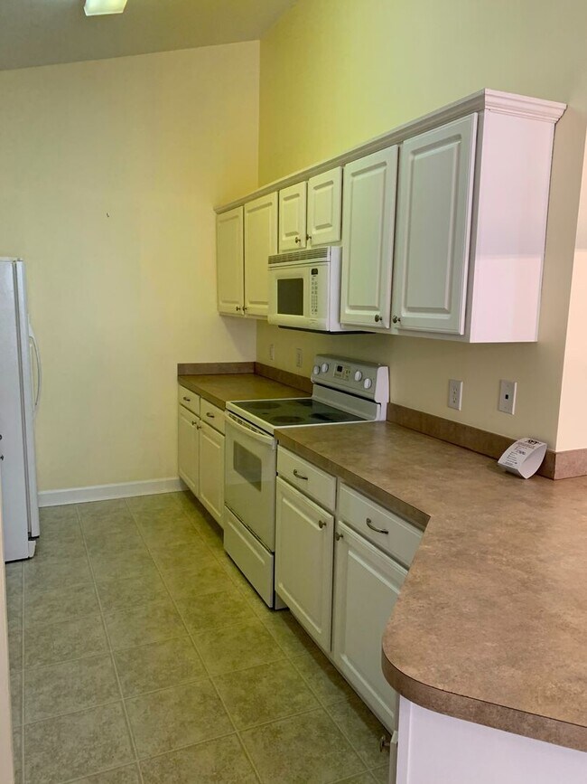 Building Photo - Spacious 3 Bedroom Condo in Carolina Forest
