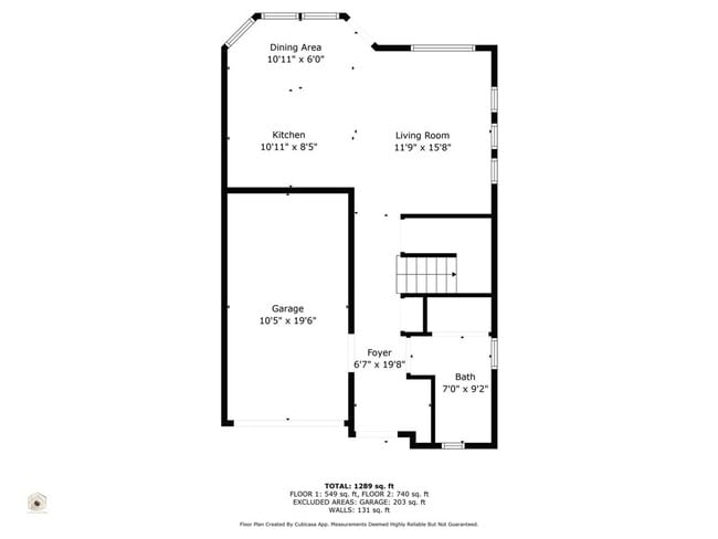 Building Photo - Centrally Located 3 Bedroom 2.5 Bathroom Home