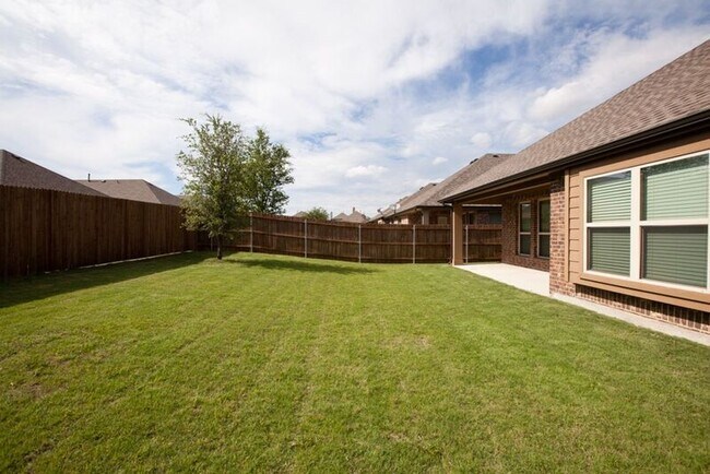 Building Photo - 517 Kelvington Dr