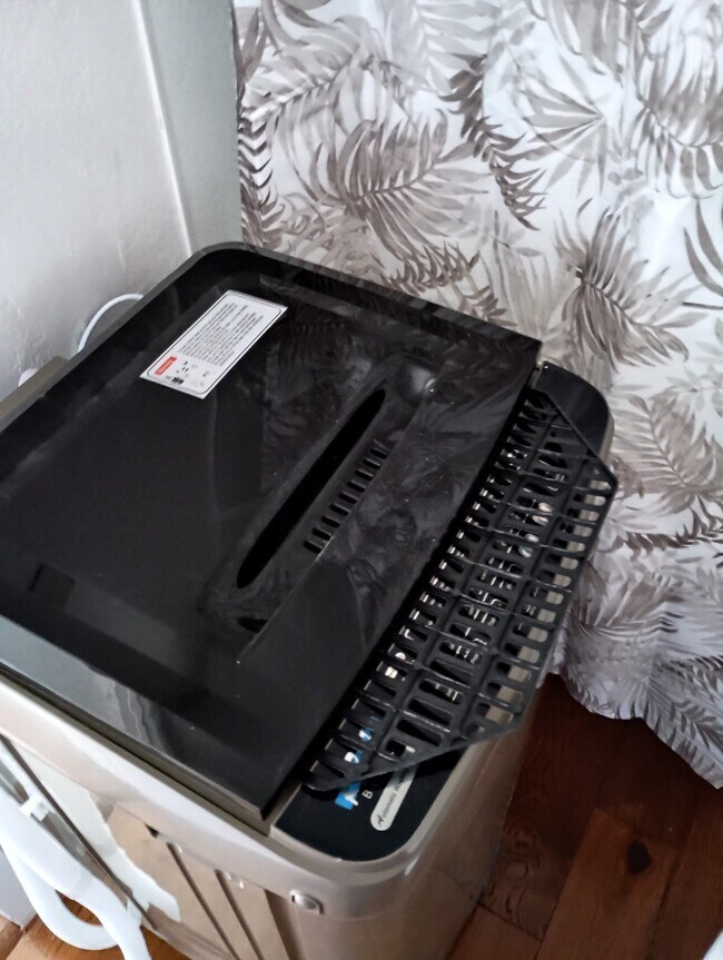 Building Photo - 1009 Burkett St