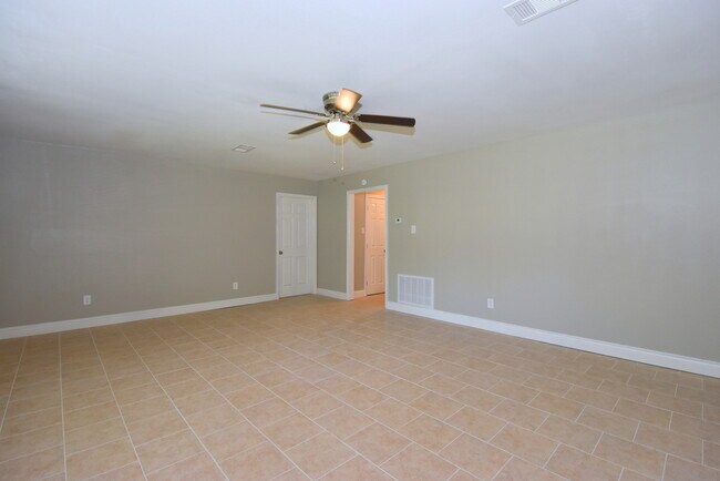 Building Photo - 3615 Willie Way