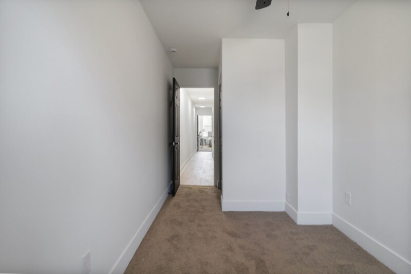 Building Photo - 1706 McCulloh St