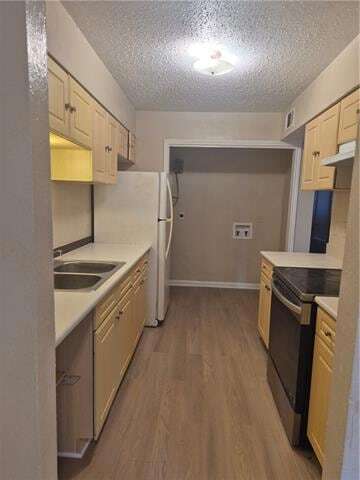 Building Photo - 924 E Monterey Ct