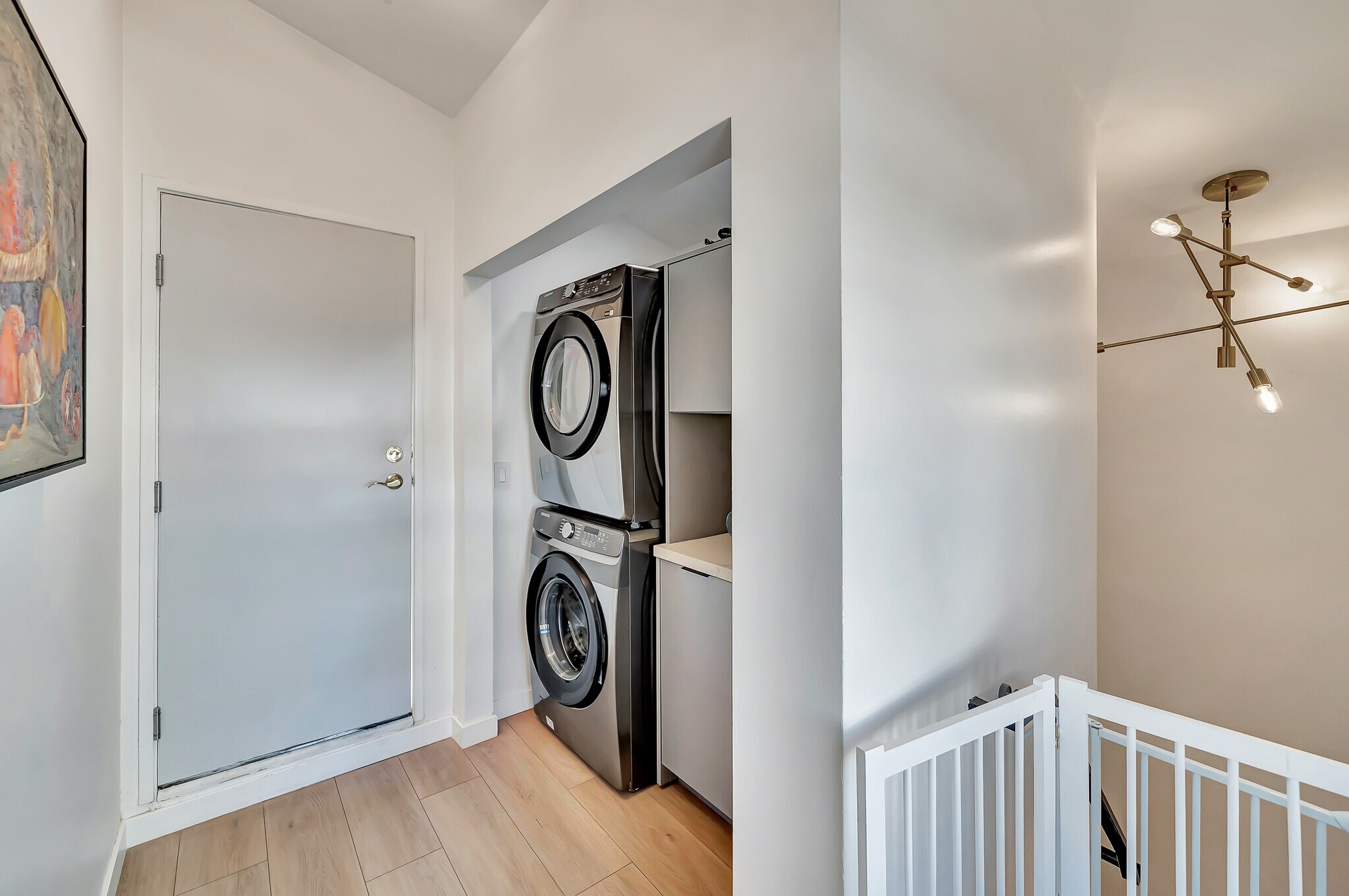 Building Photo - 14727 Magnolia Blvd