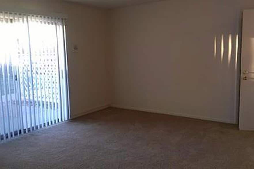 Building Photo - zzBethany Park Plaza