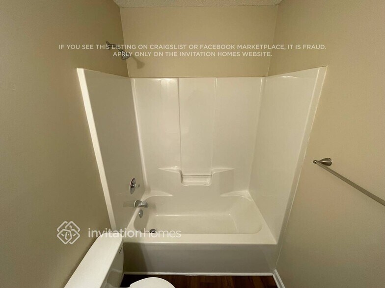 Building Photo - 5882 Culloden Ct