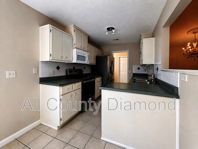 Building Photo - 7115 Brandywine Dr