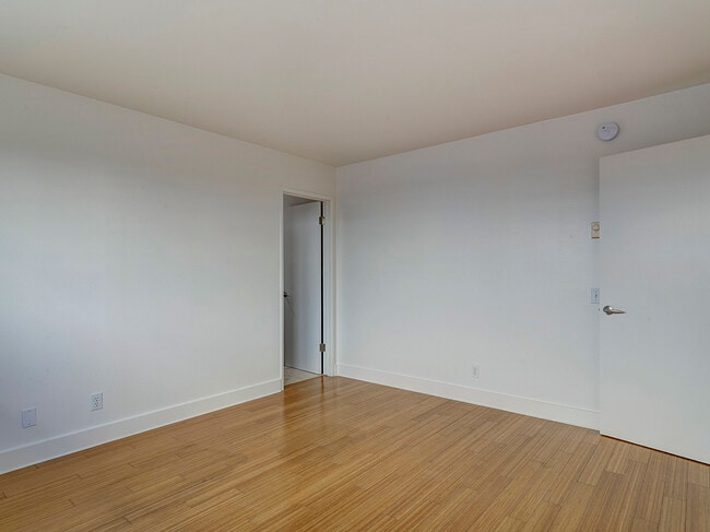 Building Photo - 2884 Sawtelle Blvd